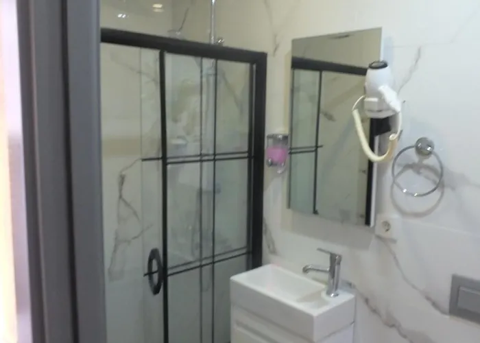 Clove Silvana Estambul