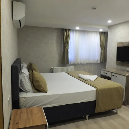 Clove Silvana Istanboel