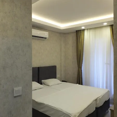 Clove Silvana Hotel
